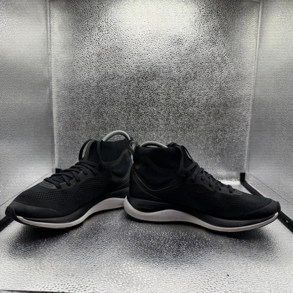 Size 8.5 Lululemon Chargefeel Workout Mid Womens Black Excellent Mid Top Sneaker